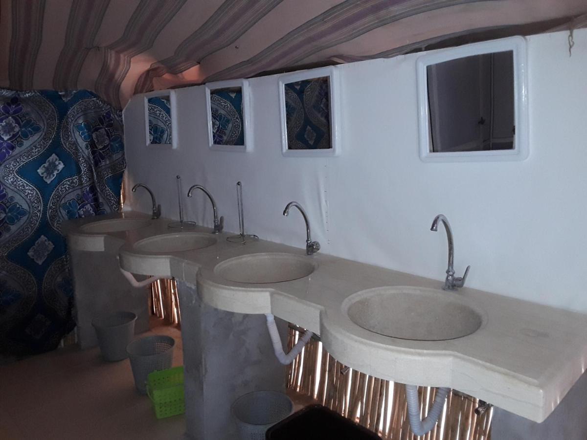 Camel Trekking Desert Camp Мерзуга Экстерьер фото
