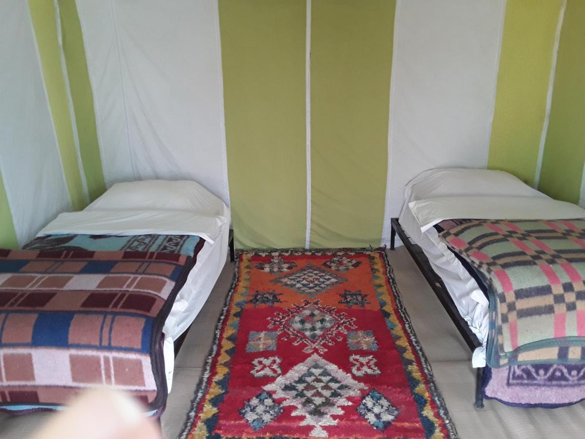 Camel Trekking Desert Camp Мерзуга Экстерьер фото